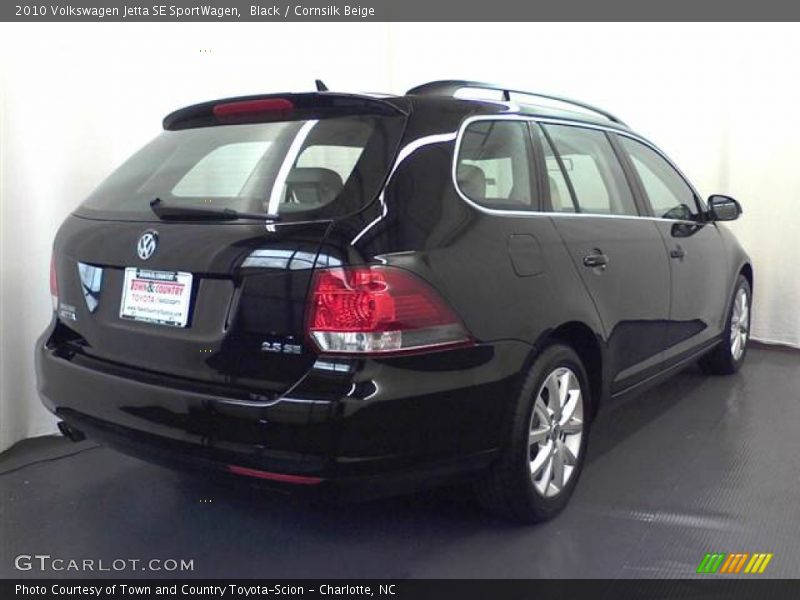 Black / Cornsilk Beige 2010 Volkswagen Jetta SE SportWagen