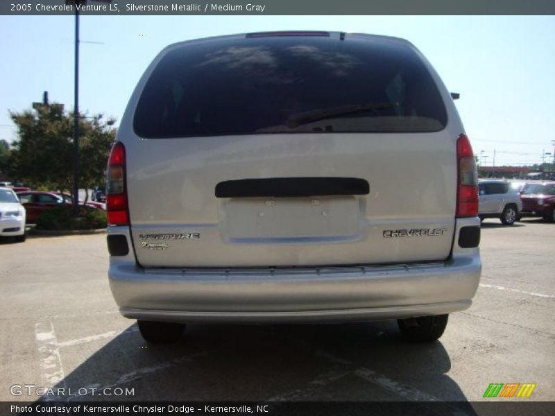 Silverstone Metallic / Medium Gray 2005 Chevrolet Venture LS