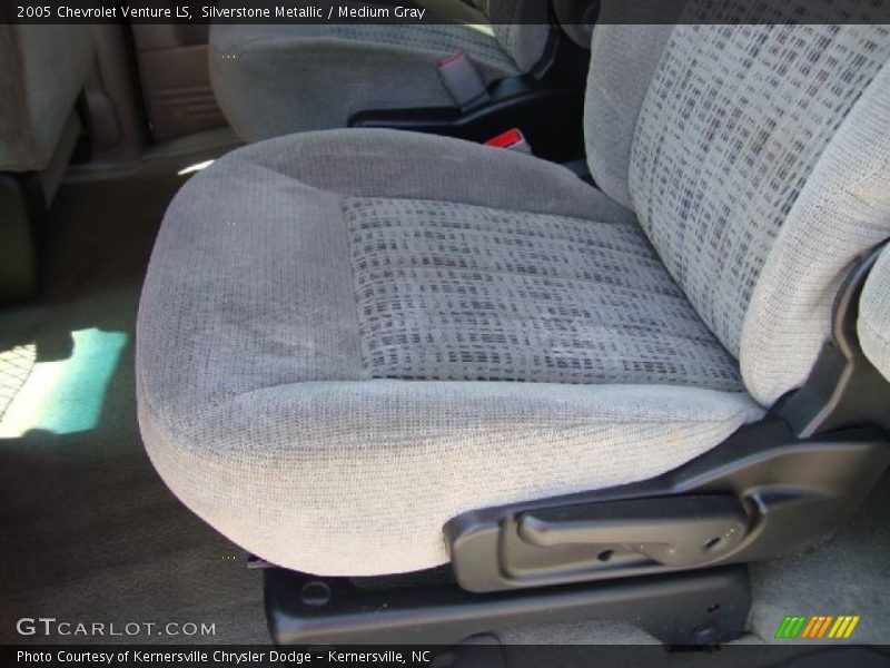Silverstone Metallic / Medium Gray 2005 Chevrolet Venture LS