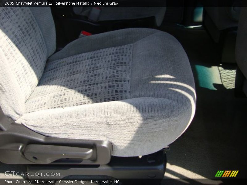 Silverstone Metallic / Medium Gray 2005 Chevrolet Venture LS