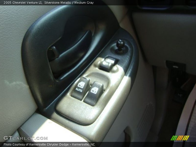 Silverstone Metallic / Medium Gray 2005 Chevrolet Venture LS