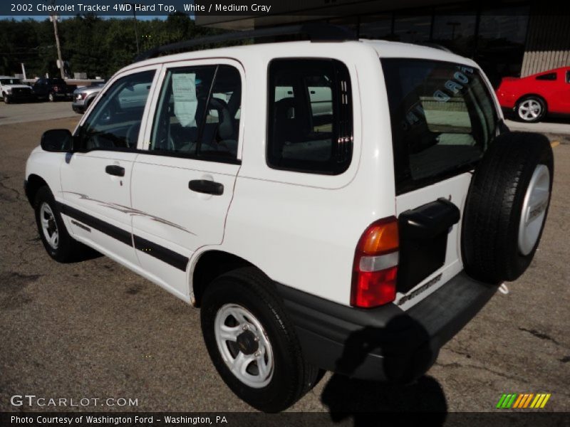  2002 Tracker 4WD Hard Top White