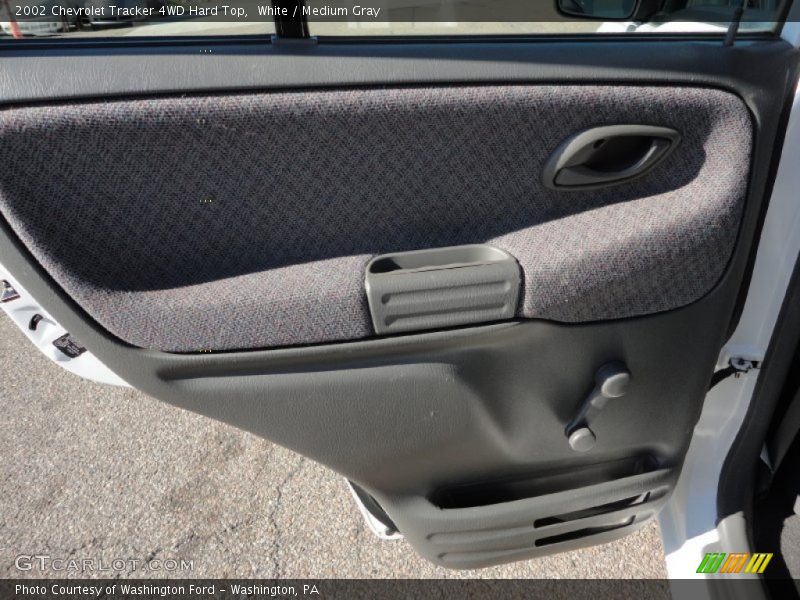 Door Panel of 2002 Tracker 4WD Hard Top