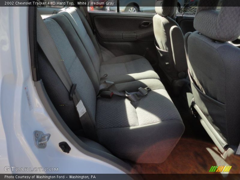 White / Medium Gray 2002 Chevrolet Tracker 4WD Hard Top