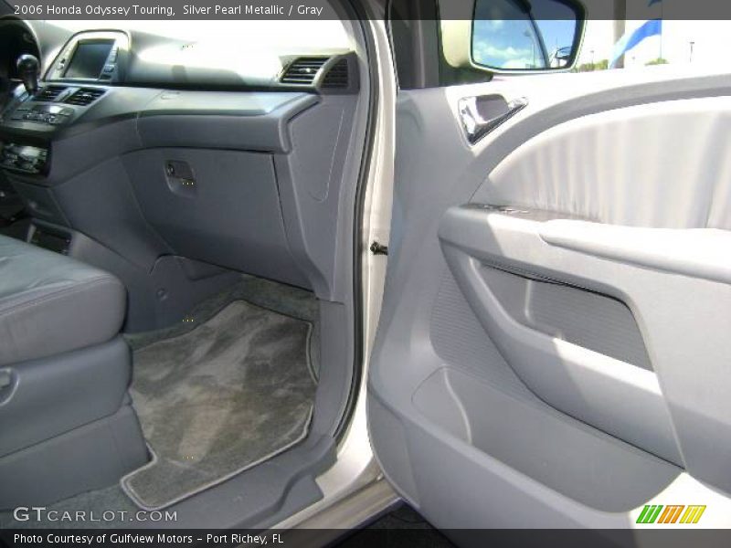 Silver Pearl Metallic / Gray 2006 Honda Odyssey Touring
