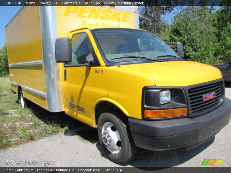 Yellow / Medium Pewter 2007 GMC Savana Cutaway 3500 Commercial Cargo Van