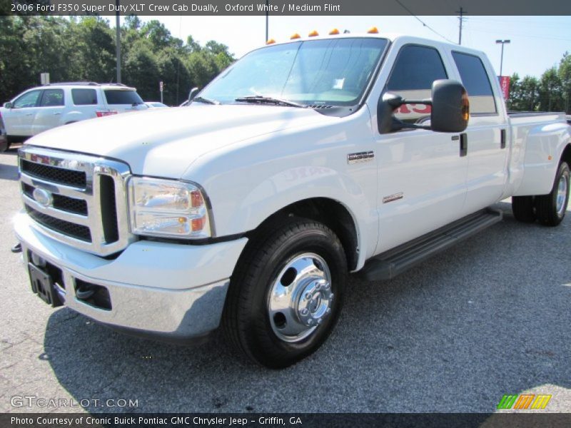 Oxford White / Medium Flint 2006 Ford F350 Super Duty XLT Crew Cab Dually