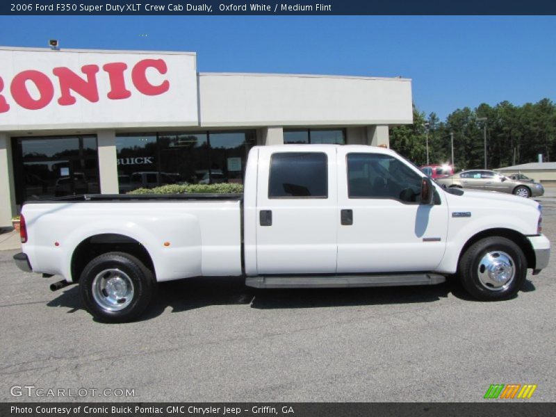 Oxford White / Medium Flint 2006 Ford F350 Super Duty XLT Crew Cab Dually