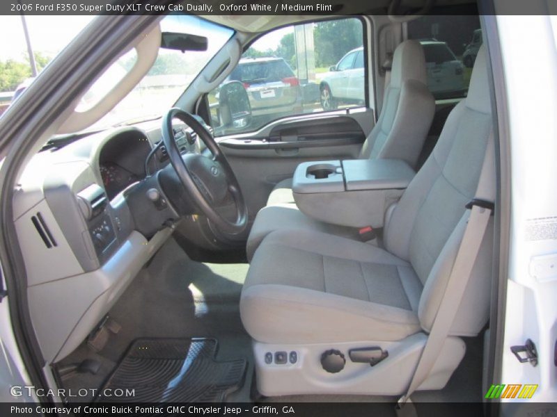 Oxford White / Medium Flint 2006 Ford F350 Super Duty XLT Crew Cab Dually