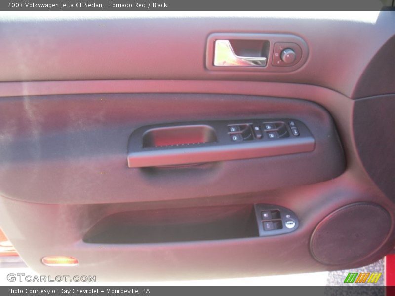 Tornado Red / Black 2003 Volkswagen Jetta GL Sedan