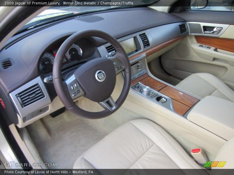 Winter Gold Metallic / Champagne/Truffle 2009 Jaguar XF Premium Luxury