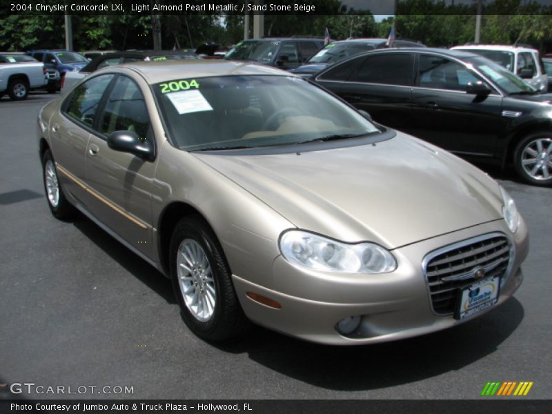 Light Almond Pearl Metallic / Sand Stone Beige 2004 Chrysler Concorde LXi