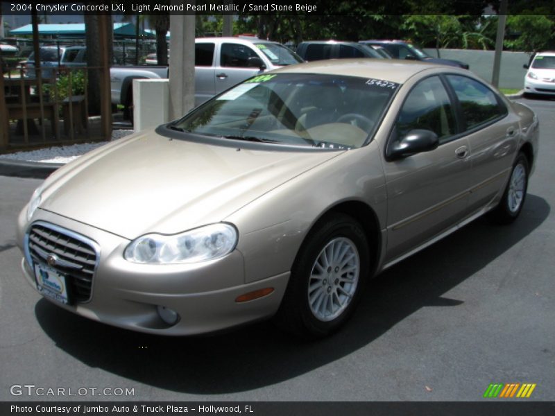 Light Almond Pearl Metallic / Sand Stone Beige 2004 Chrysler Concorde LXi