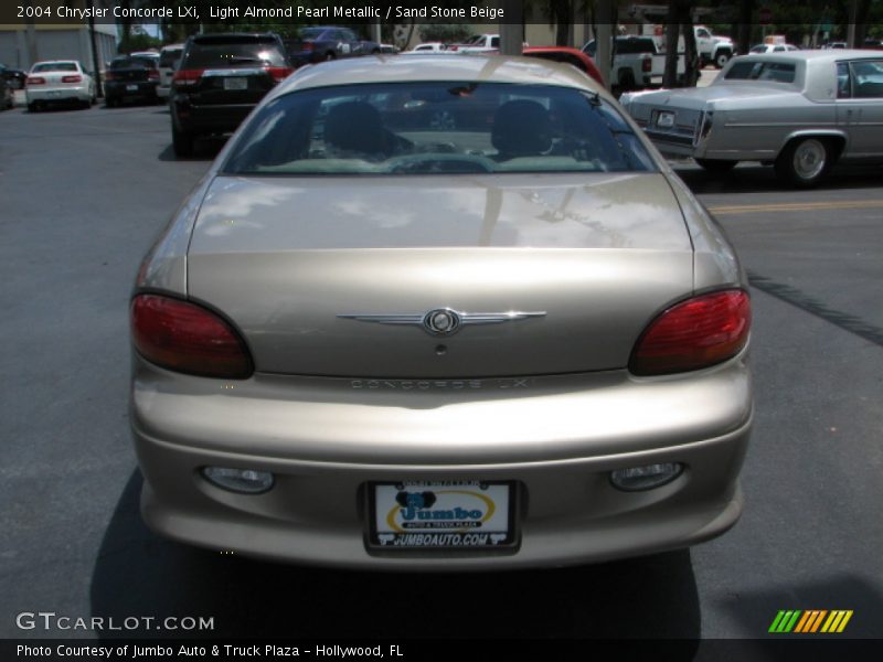 Light Almond Pearl Metallic / Sand Stone Beige 2004 Chrysler Concorde LXi