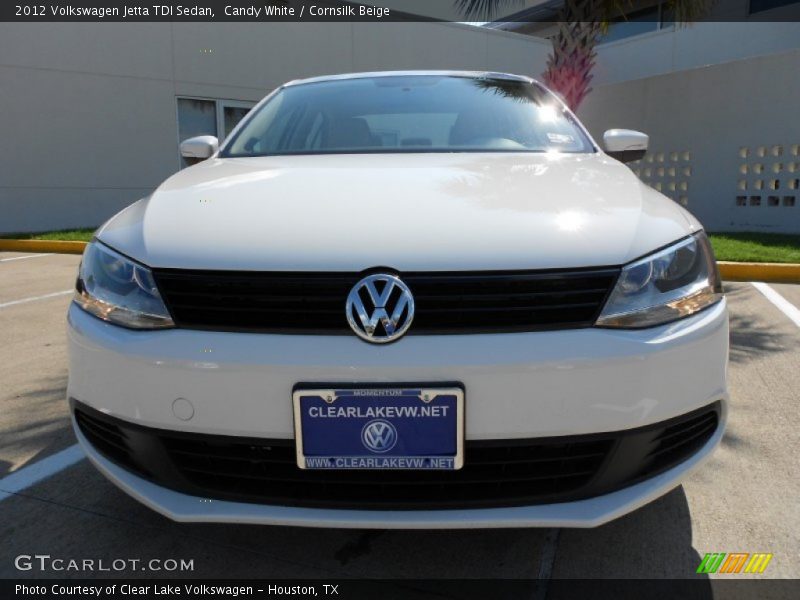 Candy White / Cornsilk Beige 2012 Volkswagen Jetta TDI Sedan