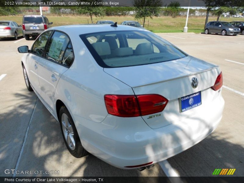 Candy White / Cornsilk Beige 2012 Volkswagen Jetta TDI Sedan
