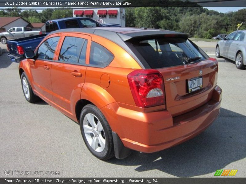 Mango Tango Pearl / Dark Slate Gray 2011 Dodge Caliber Mainstreet