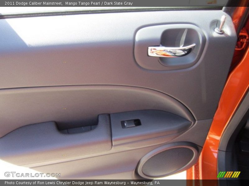Mango Tango Pearl / Dark Slate Gray 2011 Dodge Caliber Mainstreet