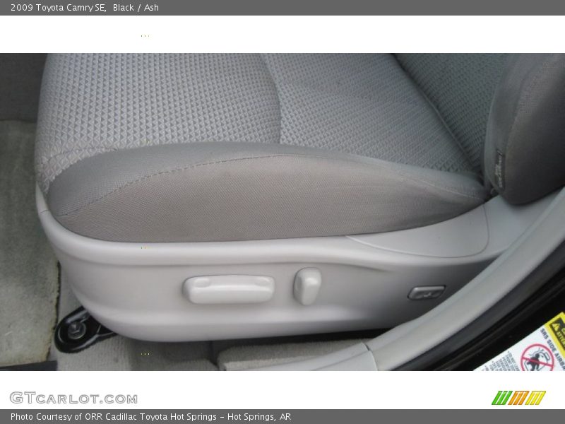 Black / Ash 2009 Toyota Camry SE