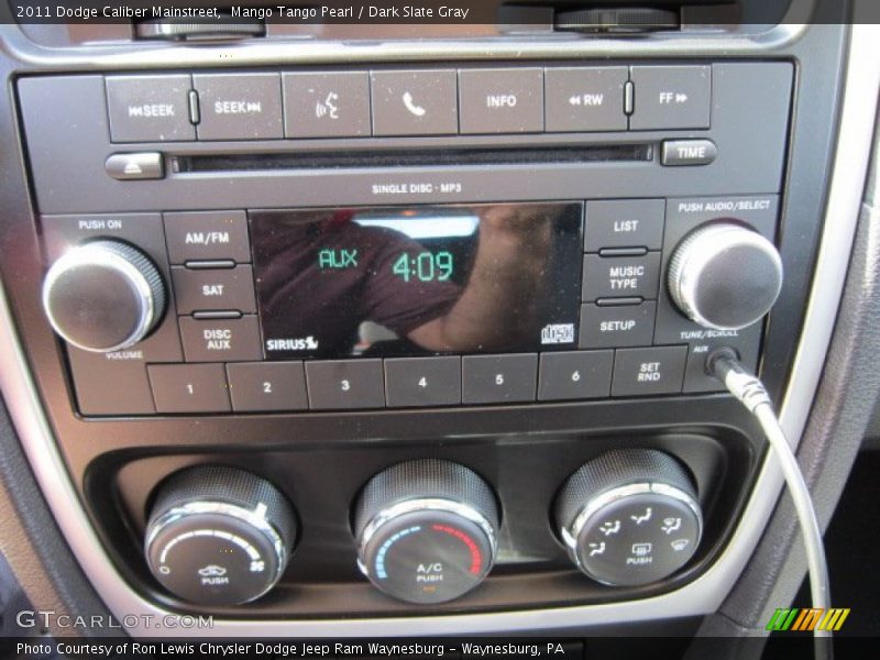 Mango Tango Pearl / Dark Slate Gray 2011 Dodge Caliber Mainstreet