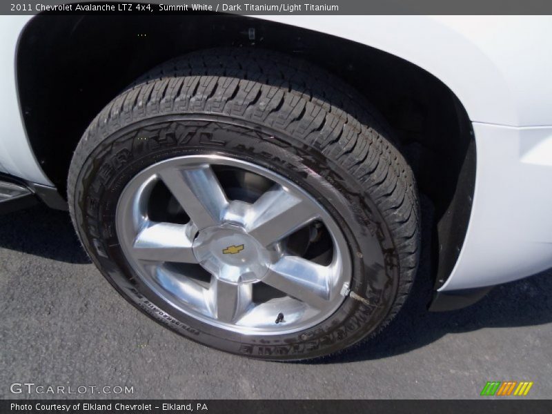 Summit White / Dark Titanium/Light Titanium 2011 Chevrolet Avalanche LTZ 4x4