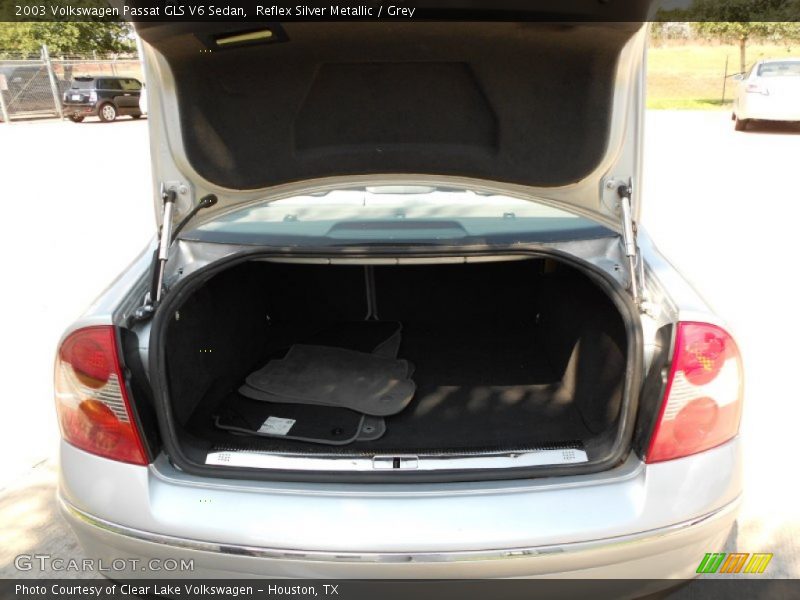 Reflex Silver Metallic / Grey 2003 Volkswagen Passat GLS V6 Sedan