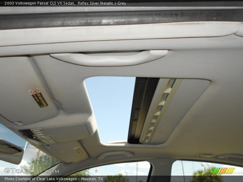 Reflex Silver Metallic / Grey 2003 Volkswagen Passat GLS V6 Sedan