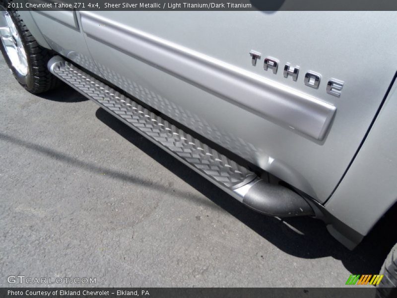 Sheer Silver Metallic / Light Titanium/Dark Titanium 2011 Chevrolet Tahoe Z71 4x4