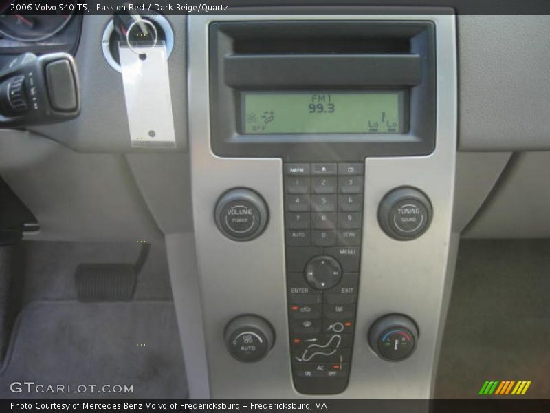 Passion Red / Dark Beige/Quartz 2006 Volvo S40 T5