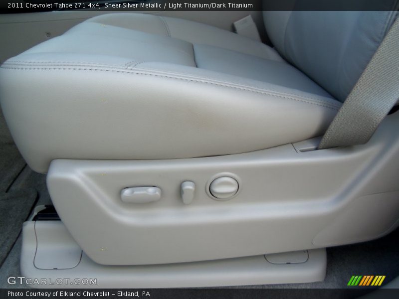 Sheer Silver Metallic / Light Titanium/Dark Titanium 2011 Chevrolet Tahoe Z71 4x4