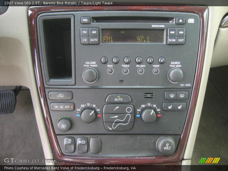 Barents Blue Metallic / Taupe/Light Taupe 2007 Volvo S60 2.5T