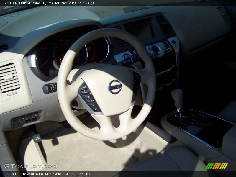 Merlot Red Metallic / Beige 2010 Nissan Murano LE