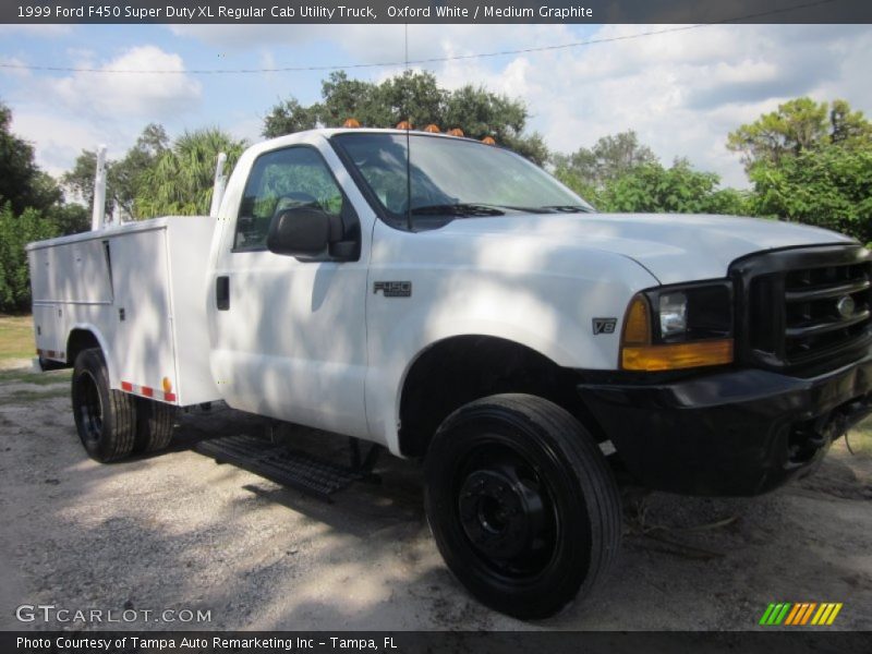Oxford White / Medium Graphite 1999 Ford F450 Super Duty XL Regular Cab Utility Truck