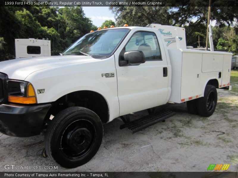Oxford White / Medium Graphite 1999 Ford F450 Super Duty XL Regular Cab Utility Truck