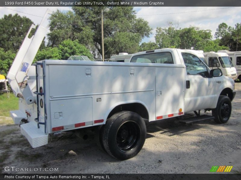 Oxford White / Medium Graphite 1999 Ford F450 Super Duty XL Regular Cab Utility Truck