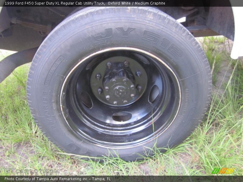 Oxford White / Medium Graphite 1999 Ford F450 Super Duty XL Regular Cab Utility Truck