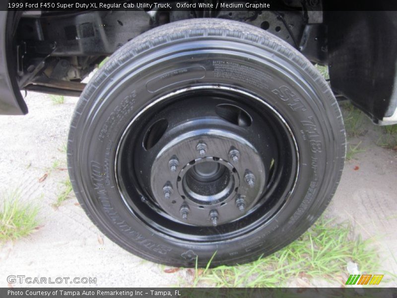 Oxford White / Medium Graphite 1999 Ford F450 Super Duty XL Regular Cab Utility Truck