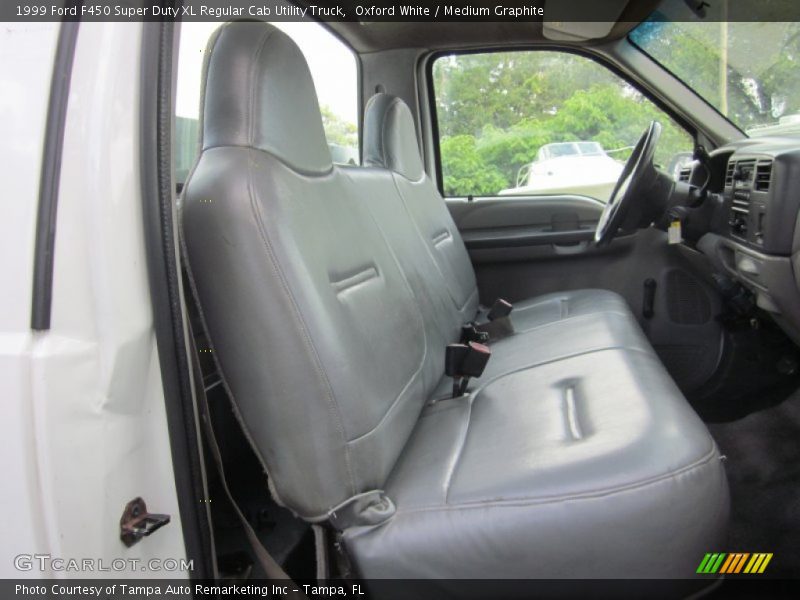 Oxford White / Medium Graphite 1999 Ford F450 Super Duty XL Regular Cab Utility Truck