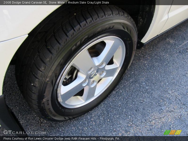 Stone White / Medium Slate Gray/Light Shale 2008 Dodge Grand Caravan SE