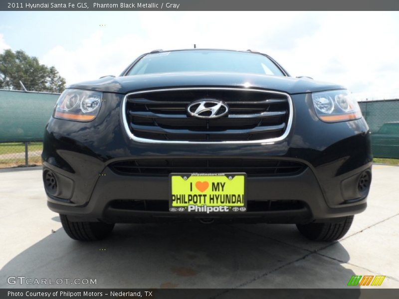 Phantom Black Metallic / Gray 2011 Hyundai Santa Fe GLS