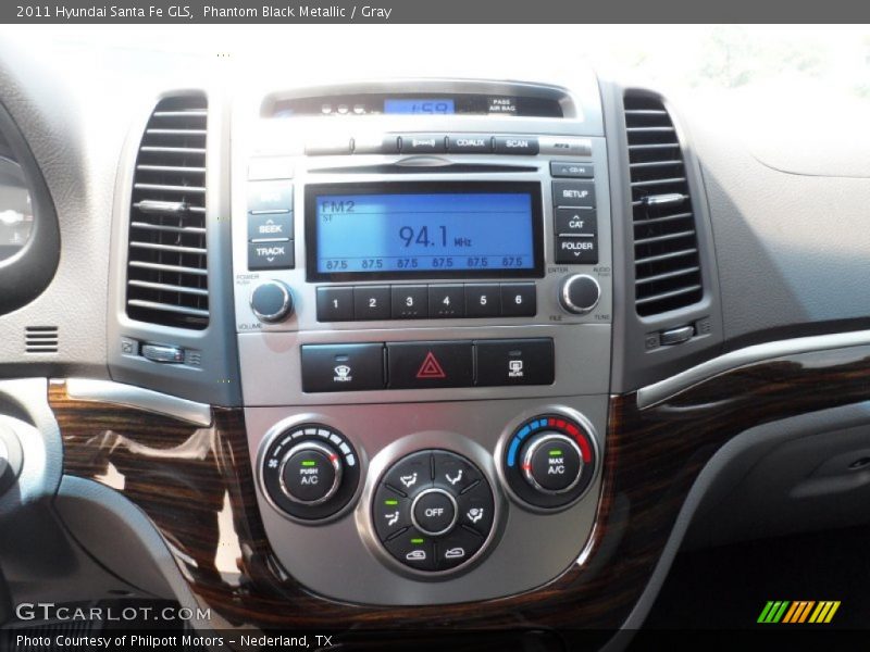 Phantom Black Metallic / Gray 2011 Hyundai Santa Fe GLS