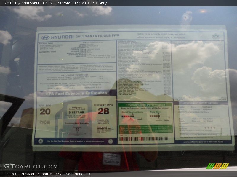 Phantom Black Metallic / Gray 2011 Hyundai Santa Fe GLS