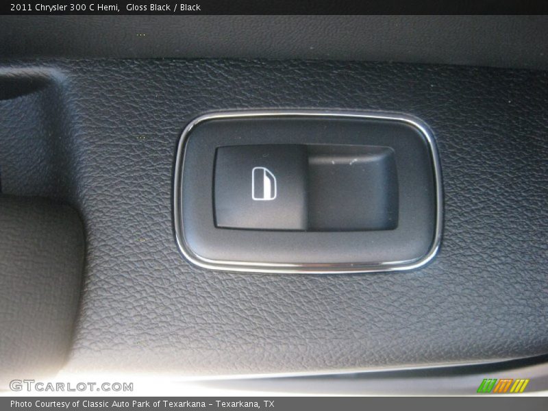Gloss Black / Black 2011 Chrysler 300 C Hemi