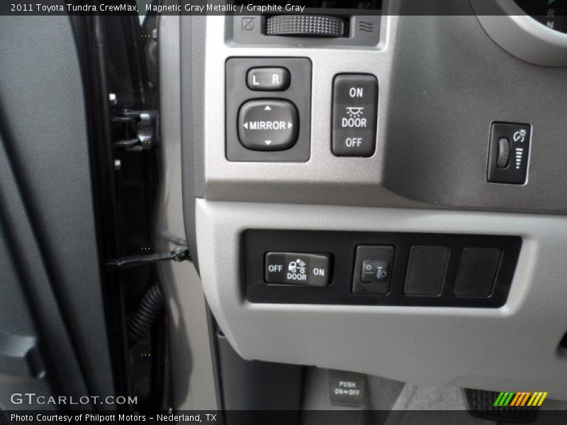 Magnetic Gray Metallic / Graphite Gray 2011 Toyota Tundra CrewMax