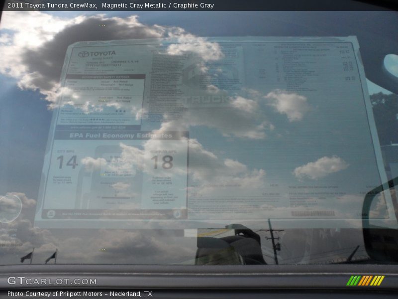 Magnetic Gray Metallic / Graphite Gray 2011 Toyota Tundra CrewMax