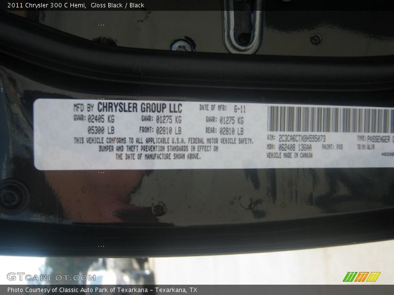 Gloss Black / Black 2011 Chrysler 300 C Hemi