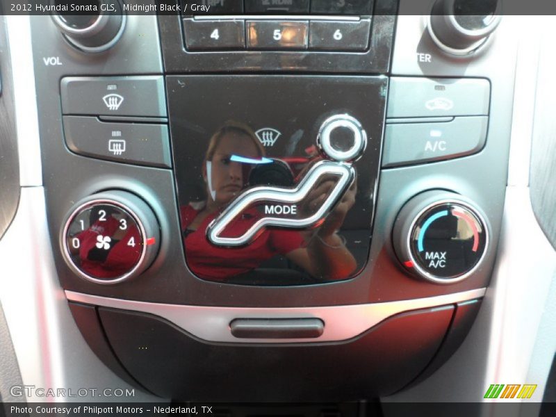 Midnight Black / Gray 2012 Hyundai Sonata GLS