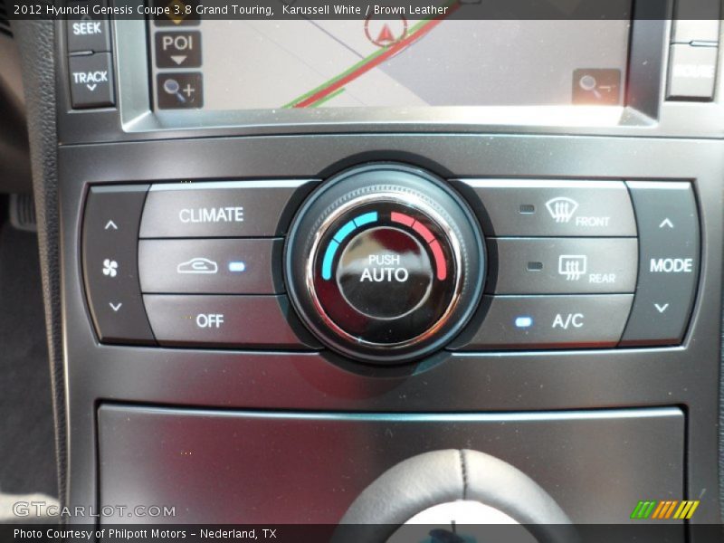 Controls of 2012 Genesis Coupe 3.8 Grand Touring