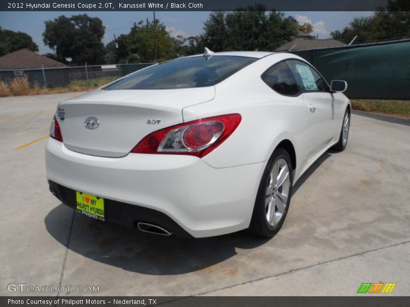 Karussell White / Black Cloth 2012 Hyundai Genesis Coupe 2.0T