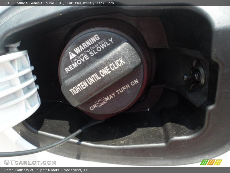 Karussell White / Black Cloth 2012 Hyundai Genesis Coupe 2.0T